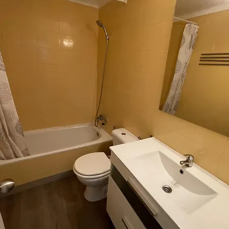Apartment Pi Sunyer Studio.